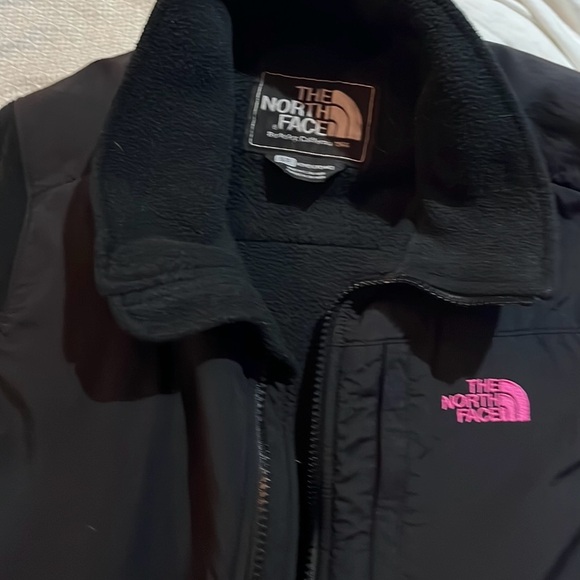 The North Face Black Fleece Jacket - Picture 5 of 6